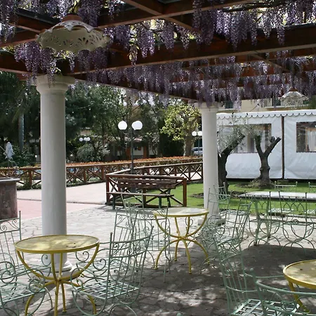 农家乐 阿斯恩达农作维维自然酒店 庞贝